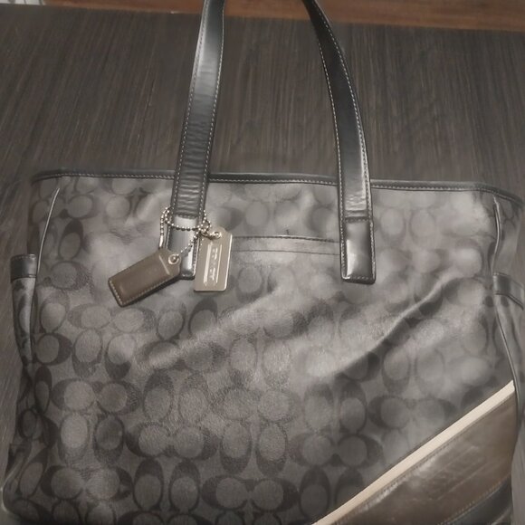 COACH Soft Tote/Briefcase Charcoal Signature - Picture 2 of 3